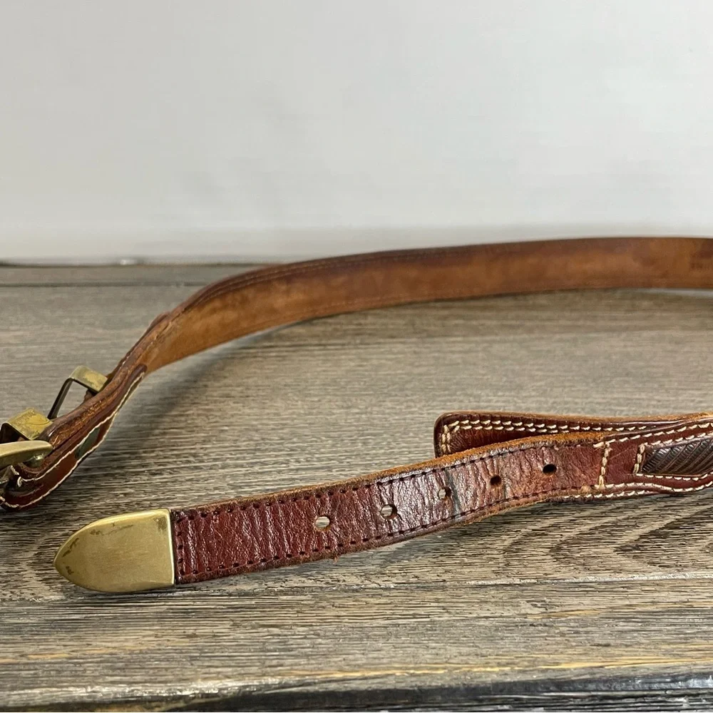 Academy Brown Leather Men's Belt. Italy. Brass like accents. Pre-owned. Lizard